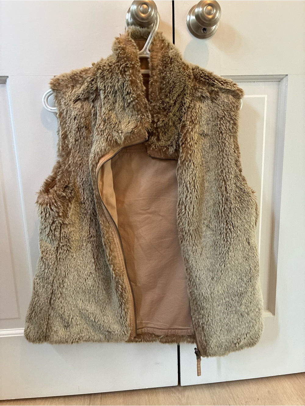 Gap Women's Faux Fur Vest - Taupe Brown Sleeveless Coat